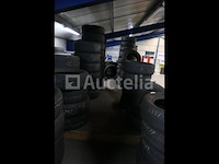 Belangrijke partij tweedehands banden - afbeelding 6 van  8