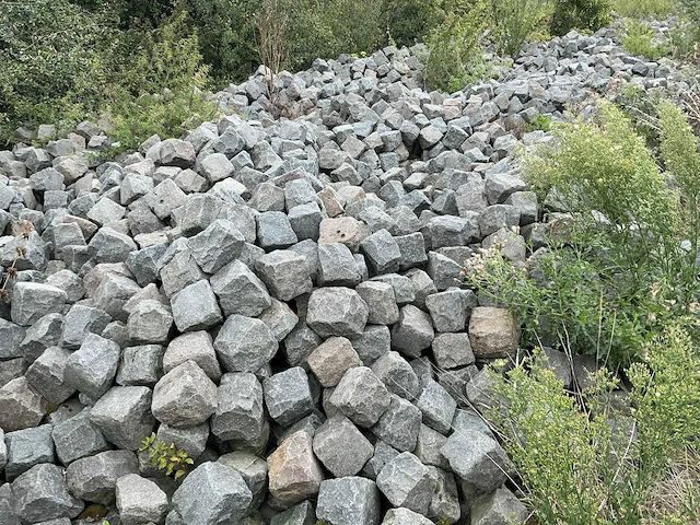 Belgische porfier kasseien (800m2) - afbeelding 1 van  2