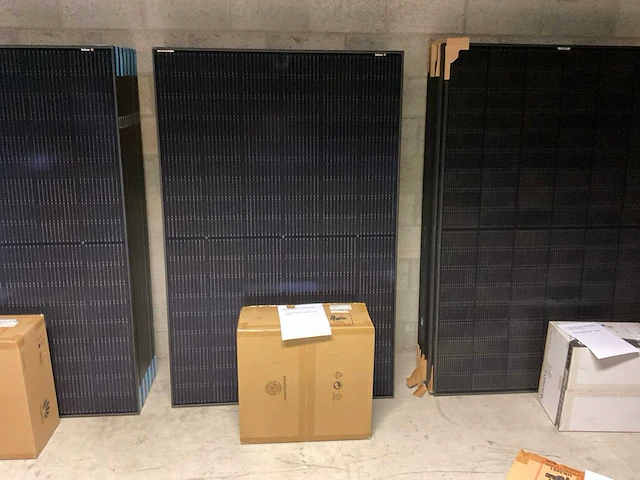 Belinus 430 hauwei sun 2000 - solar panel set - afbeelding 1 van  3