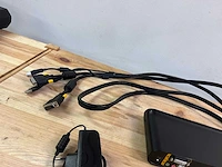 Belkin soho kvm switch met kabels en voeding - afbeelding 4 van  6