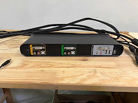 Belkin switch met kabels en voeding - afbeelding 3 van  6