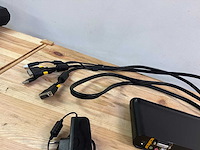 Belkin switch met kabels en voeding - afbeelding 4 van  6