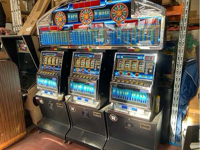 Bell fruit games - multi winner - speelautomaat - afbeelding 1 van  3