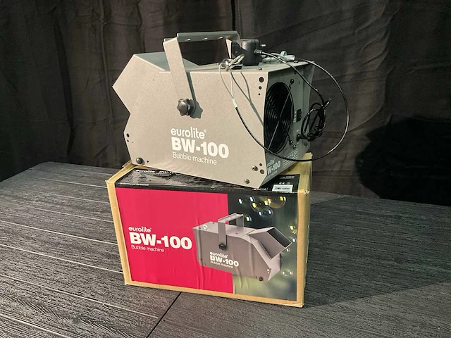 Bellenblaasmachine eurolite bw-100 - afbeelding 1 van  5