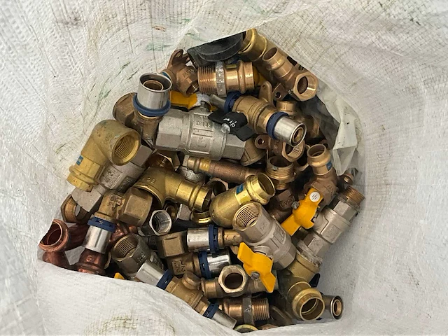 Belrad diverse radiatorkranen (44x) - afbeelding 8 van  8