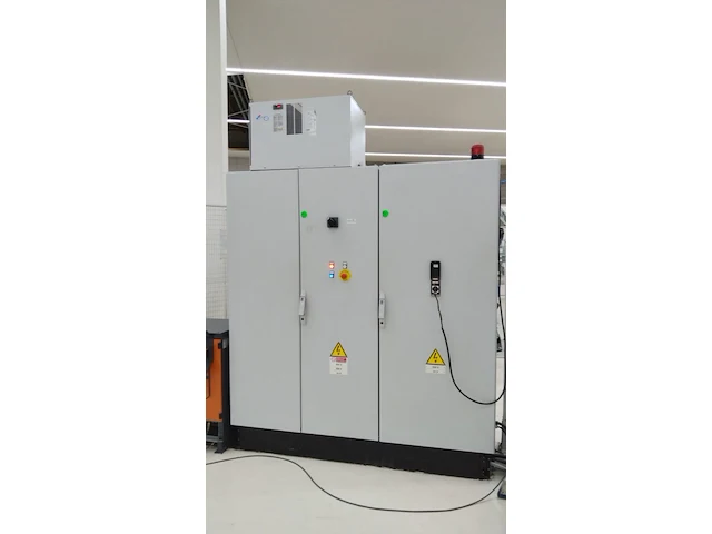 Belt trimming - afbeelding 1 van  17