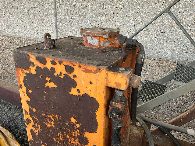 Beltrami 3600 banden graafmachine - afbeelding 4 van  28