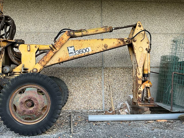 Beltrami 3600 banden graafmachine - afbeelding 25 van  28