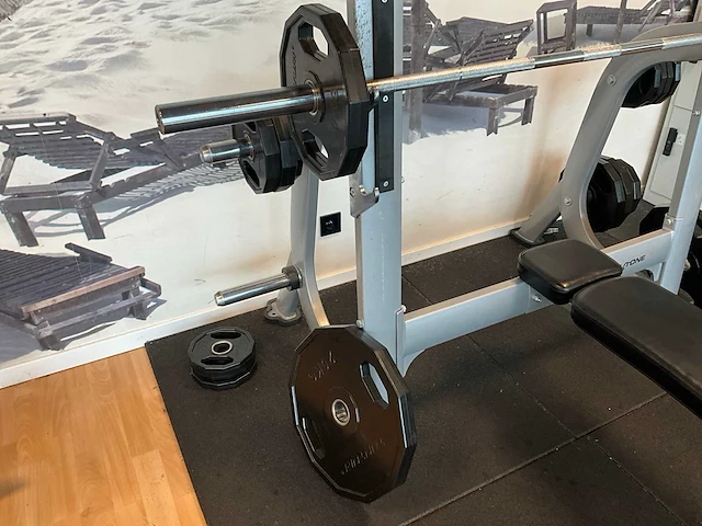 Benchpress bodytone + bar en ca. 16 gewichten - afbeelding 3 van  9
