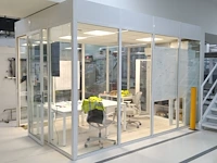 Bending furnace - control room - laminated glass - afbeelding 1 van  4