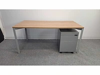 Bene - bureau met ladenblok - afbeelding 1 van  11