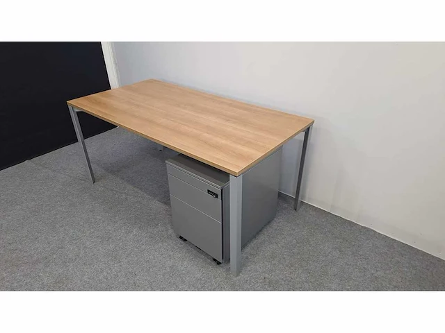Bene - bureau met ladenblok - afbeelding 6 van  11
