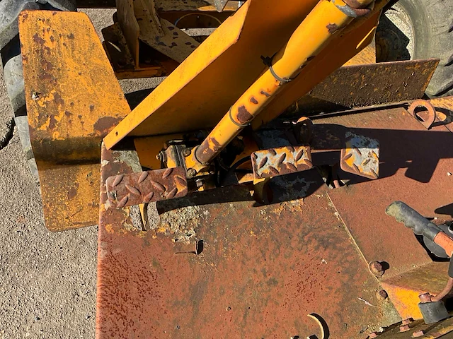Benford model 100 1000 kg 4x2 dumper - afbeelding 2 van  18