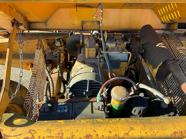 Benford model 100 1000 kg 4x2 dumper - afbeelding 8 van  18