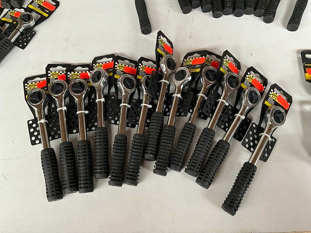 Benson diverse ratels - afbeelding 6 van  8