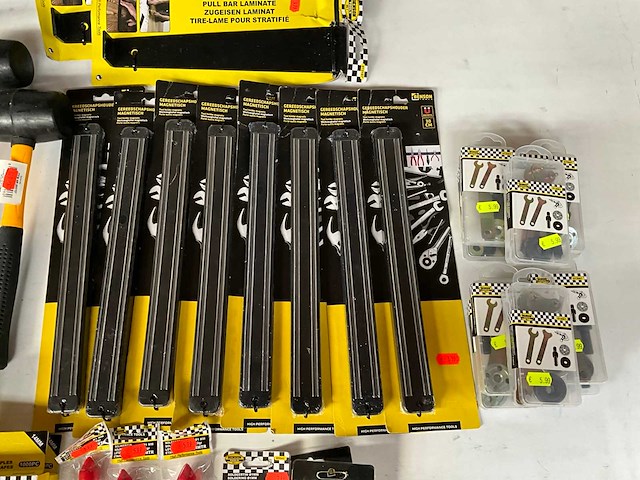 Benson mix kavel diverse handgereedschap & accessoires - afbeelding 8 van  11
