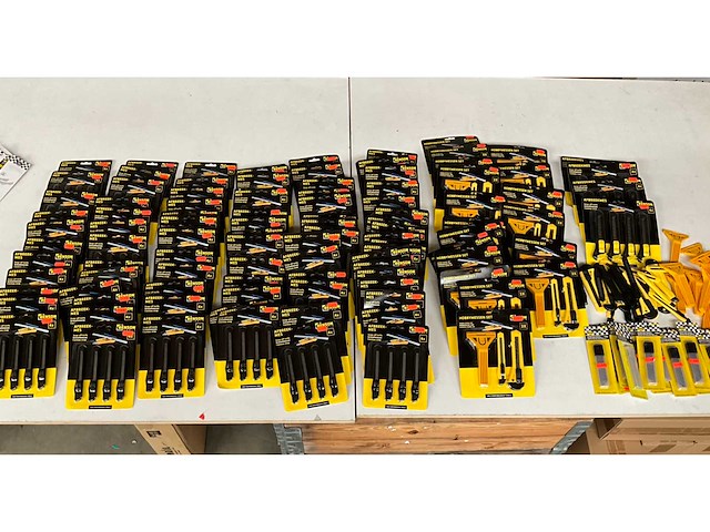 Benson mix kavel diverse hobby messen - afbeelding 1 van  6