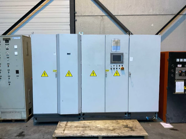 Benteler schakelkast - afbeelding 1 van  25