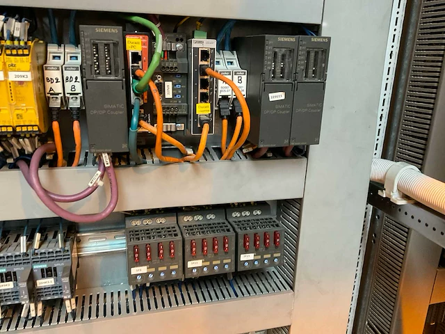 Benteler schakelkast - afbeelding 13 van  25