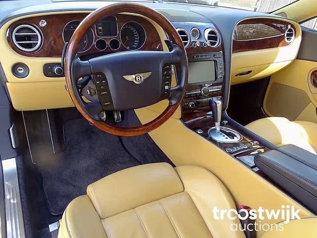Bentley continental gtc - afbeelding 24 van  55