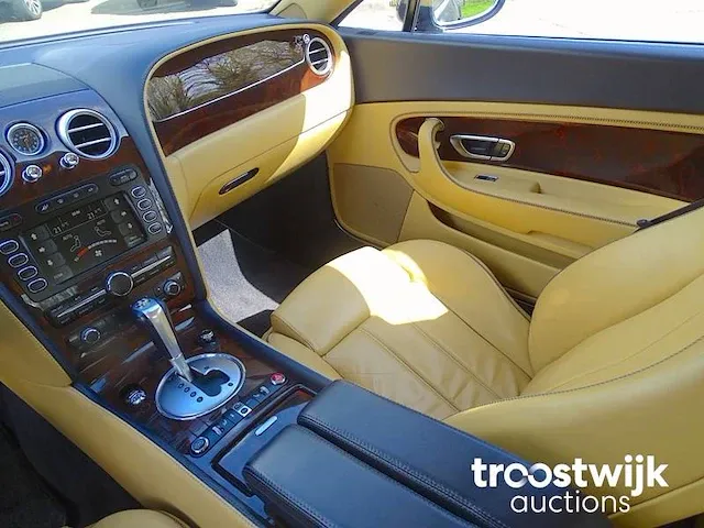 Bentley continental gtc - afbeelding 31 van  55