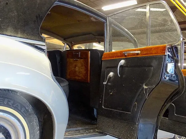 Bentley s1 (barn-find) - afbeelding 20 van  48