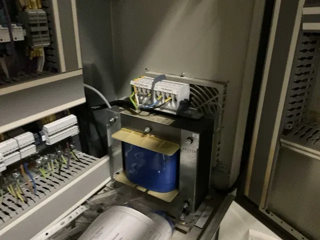 Benvitec kunststof verikale opslagtank - afbeelding 17 van  42