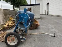 Benzine betonmolen kawasaki - afbeelding 2 van  8