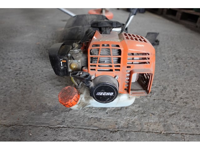 Benzine bosmaaier echo - afbeelding 3 van  4