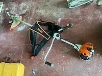 Benzine bosmaaier stihl fs260