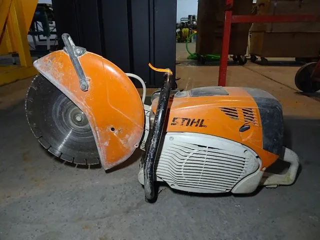 Benzine-doorslijper stihl - afbeelding 1 van  5