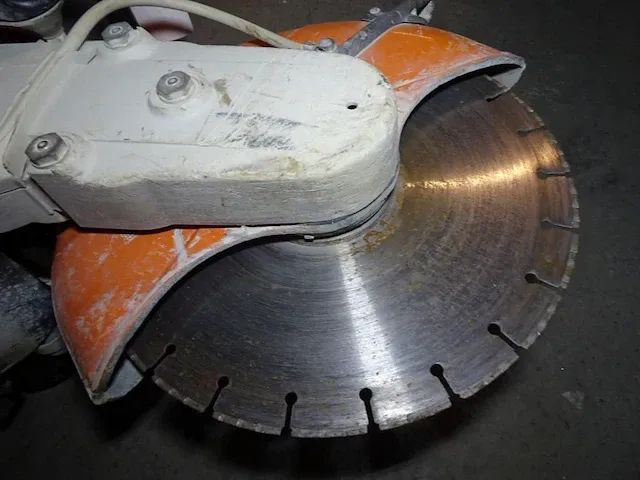 Benzine-doorslijper stihl - afbeelding 5 van  5