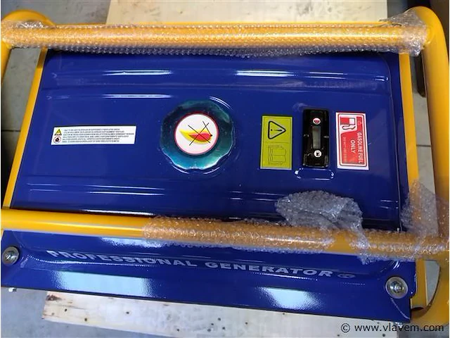 Benzine generator 2x220 volt aansluiting - afbeelding 2 van  11