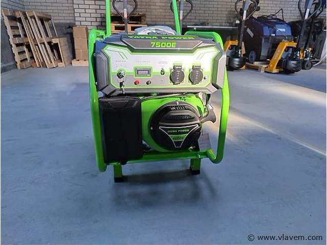 Benzine generator 8,5 kva - afbeelding 12 van  21