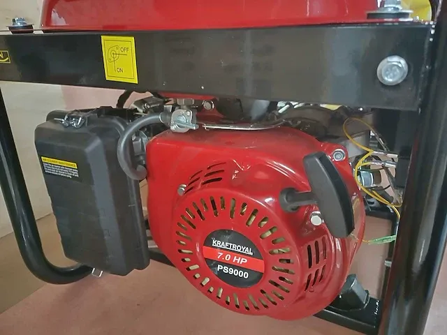 Benzine generator - afbeelding 4 van  11