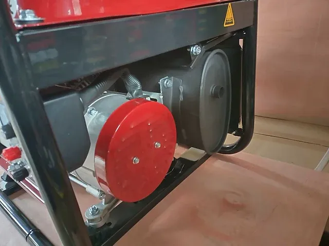 Benzine generator - afbeelding 10 van  11