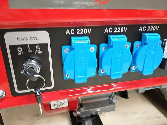 Benzine generator - afbeelding 3 van  9