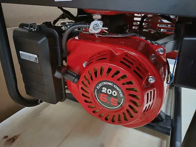 Benzine generator - afbeelding 5 van  9