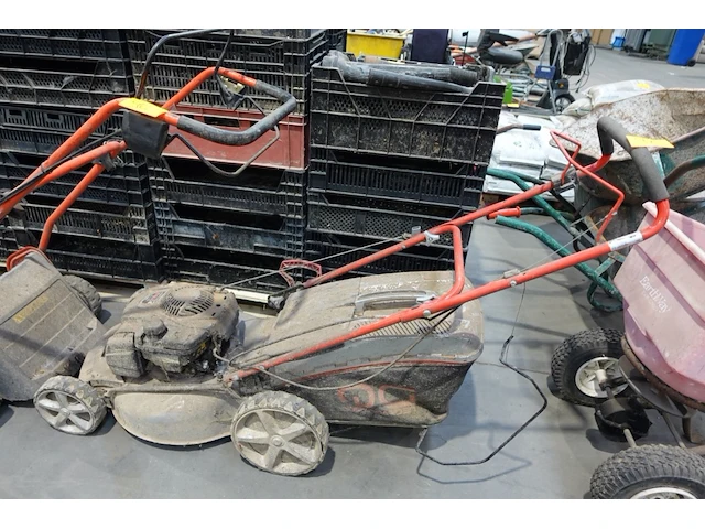 Benzine grasmaaier briggs&stratton - afbeelding 1 van  6