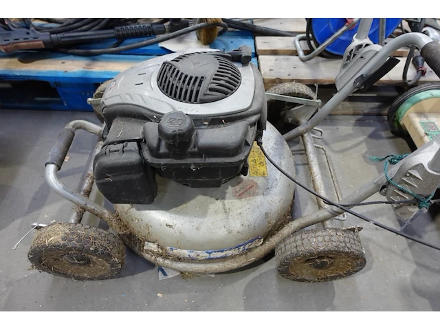 Benzine grasmaaier mulch master - afbeelding 2 van  3