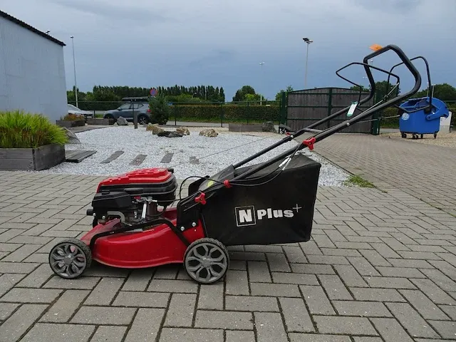 Benzine grasmaaier n plus - afbeelding 2 van  8