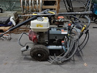 Benzine hogedrukreiniger karcher - afbeelding 1 van  6