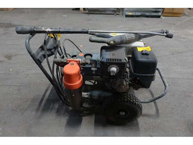 Benzine hogedrukreiniger karcher - afbeelding 4 van  6