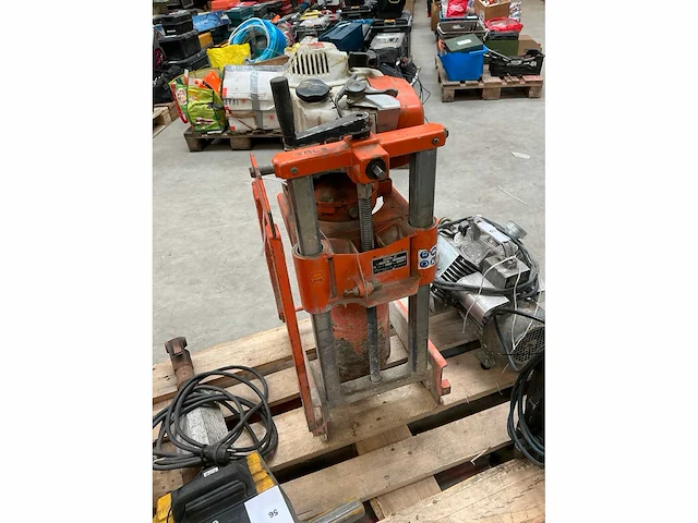 Benzine kernboormachine - afbeelding 5 van  6