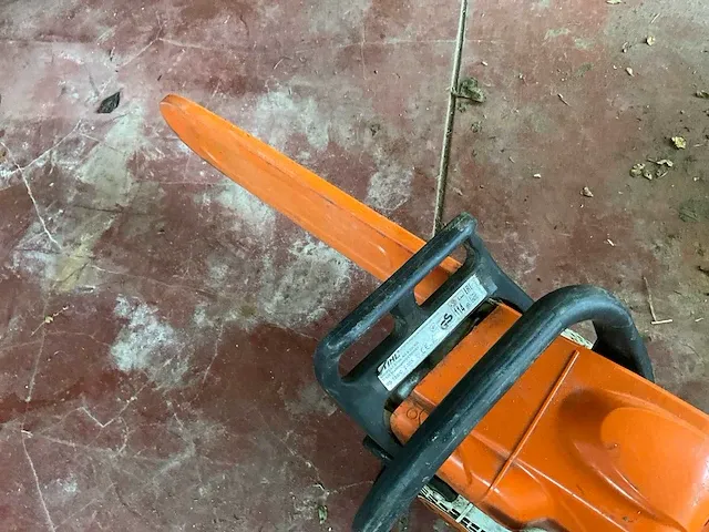 Benzine kettingzaag stihl ms180 - afbeelding 3 van  4
