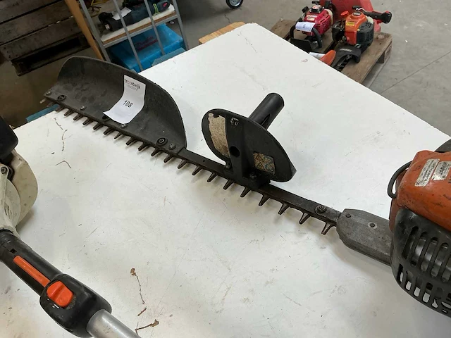 Benzine tuingereedschap (2x) - afbeelding 4 van  7