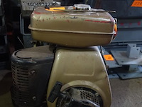 Benzinemotor 7,5pk robin engine - afbeelding 1 van  3
