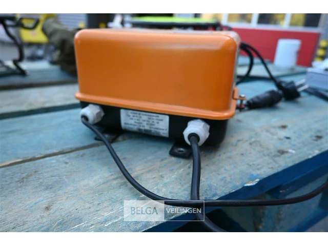 Beos batterijlader - afbeelding 3 van  6