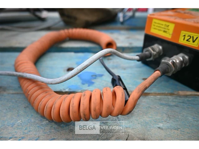 Beos ladomat 1224 batterijlader - afbeelding 3 van  6