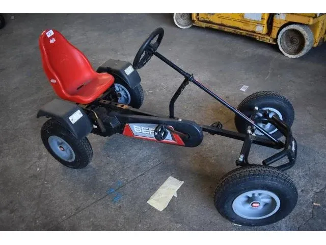 Berg bfr gocart zwart/rood - afbeelding 1 van  4